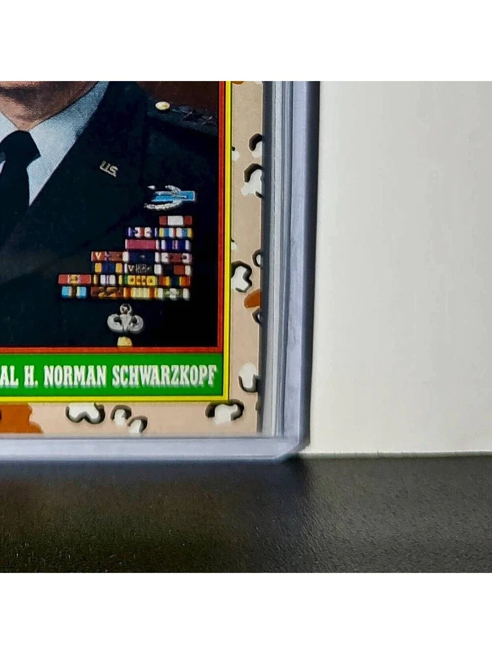General H. Norman Schwarzkopf 1991 Topps Desert Storm #4 Card - Picture 6 of 10